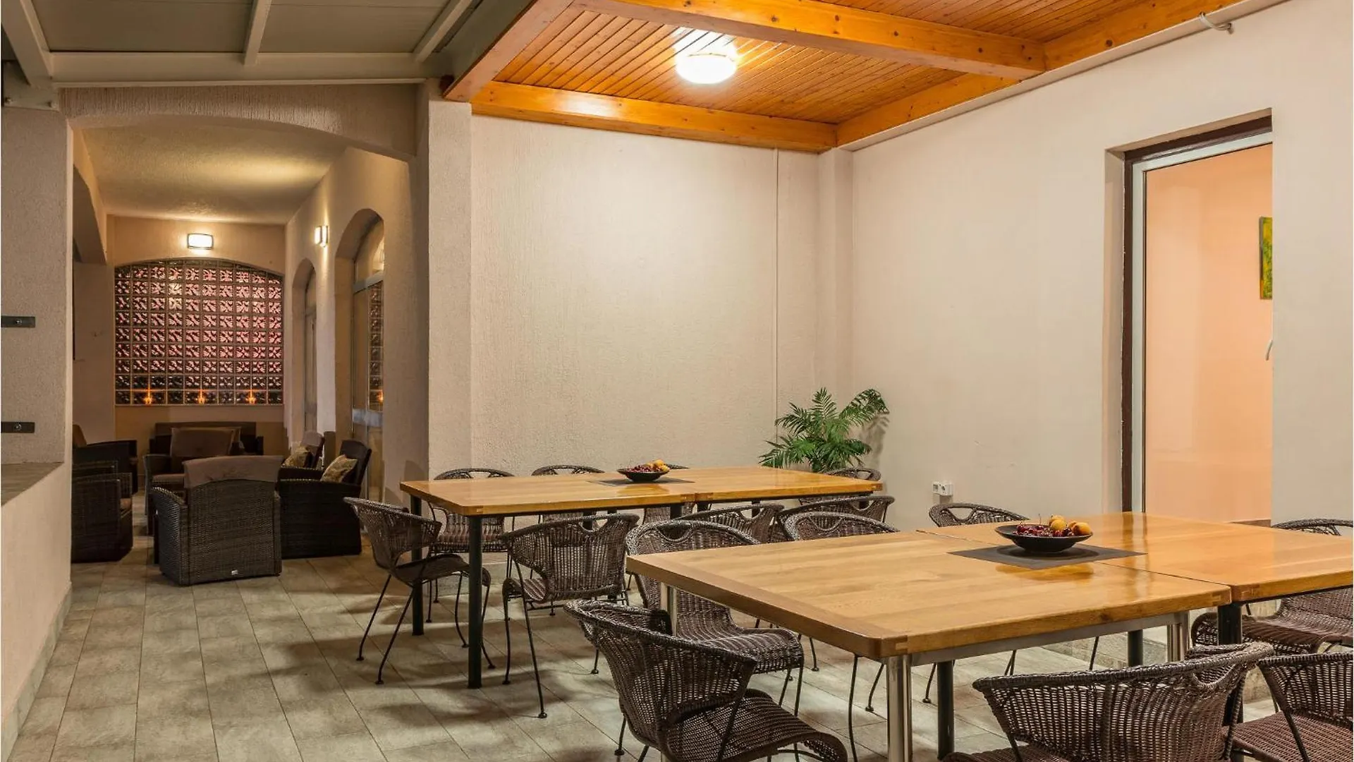 Holiday home 6 Bedroom Awesome Home In Pula Fondole
