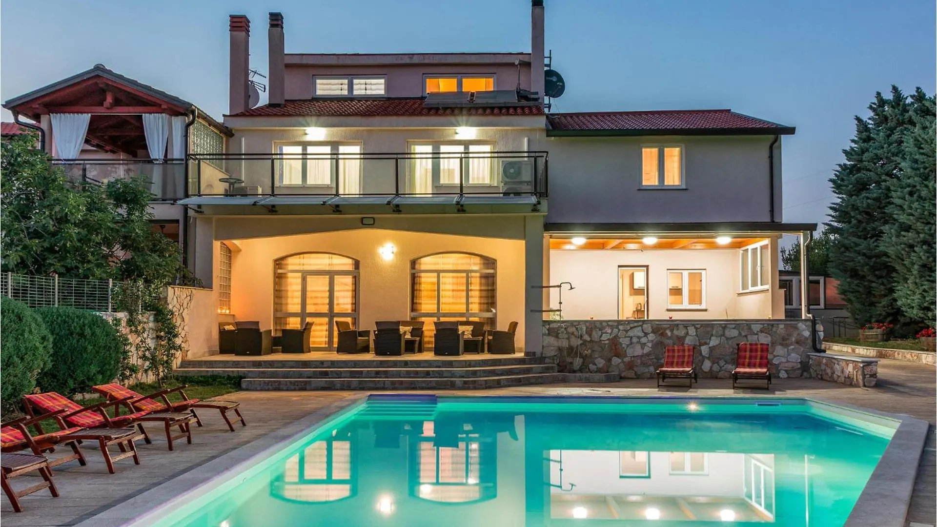 6 Bedroom Awesome Home In Pula Fondole Holiday home
